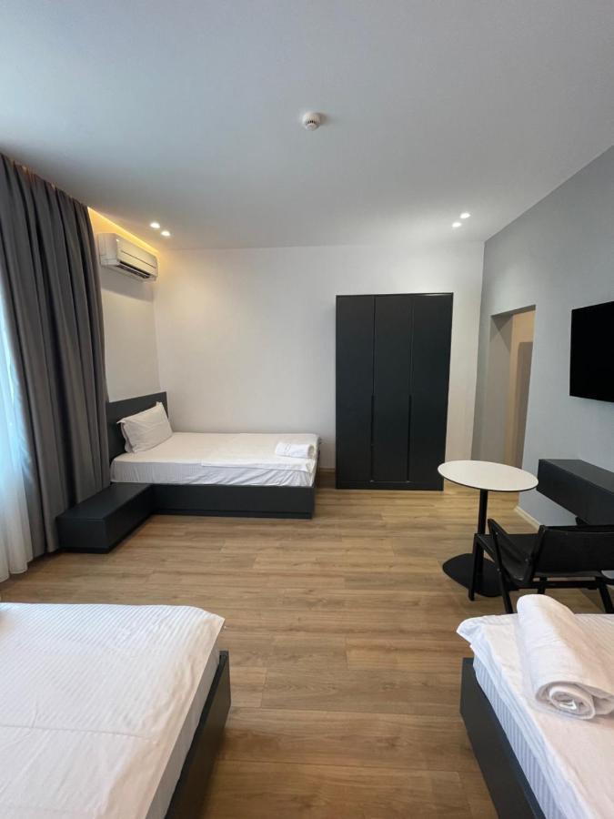 Ladi Hotel