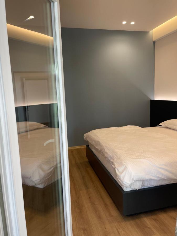 Ladi Hotel